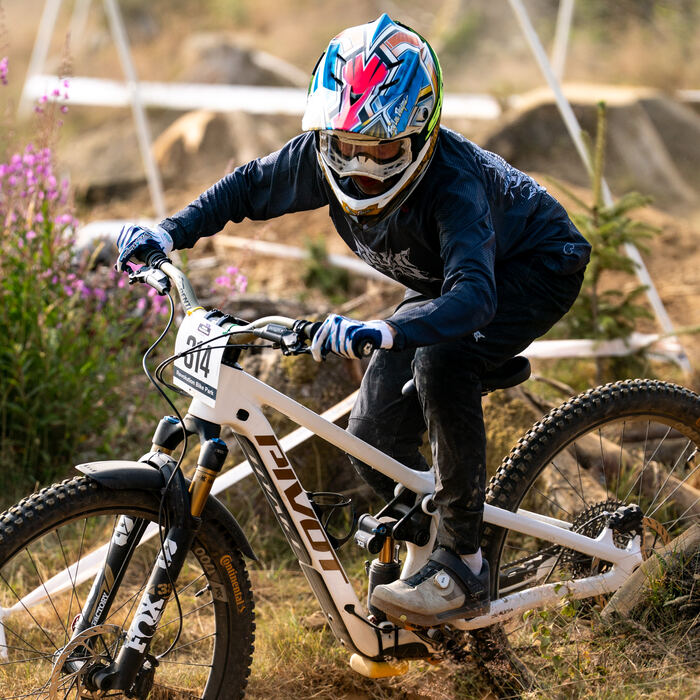 Batcave Bikes race photo 10
